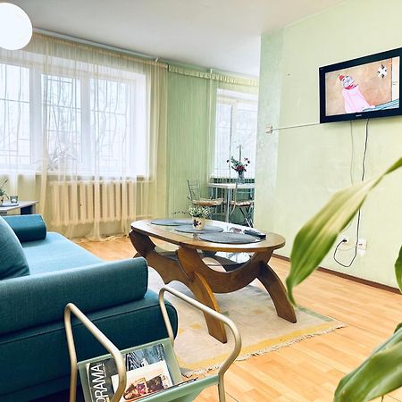 Apartments In The City Centre, Near A Park Rivne Exterior foto